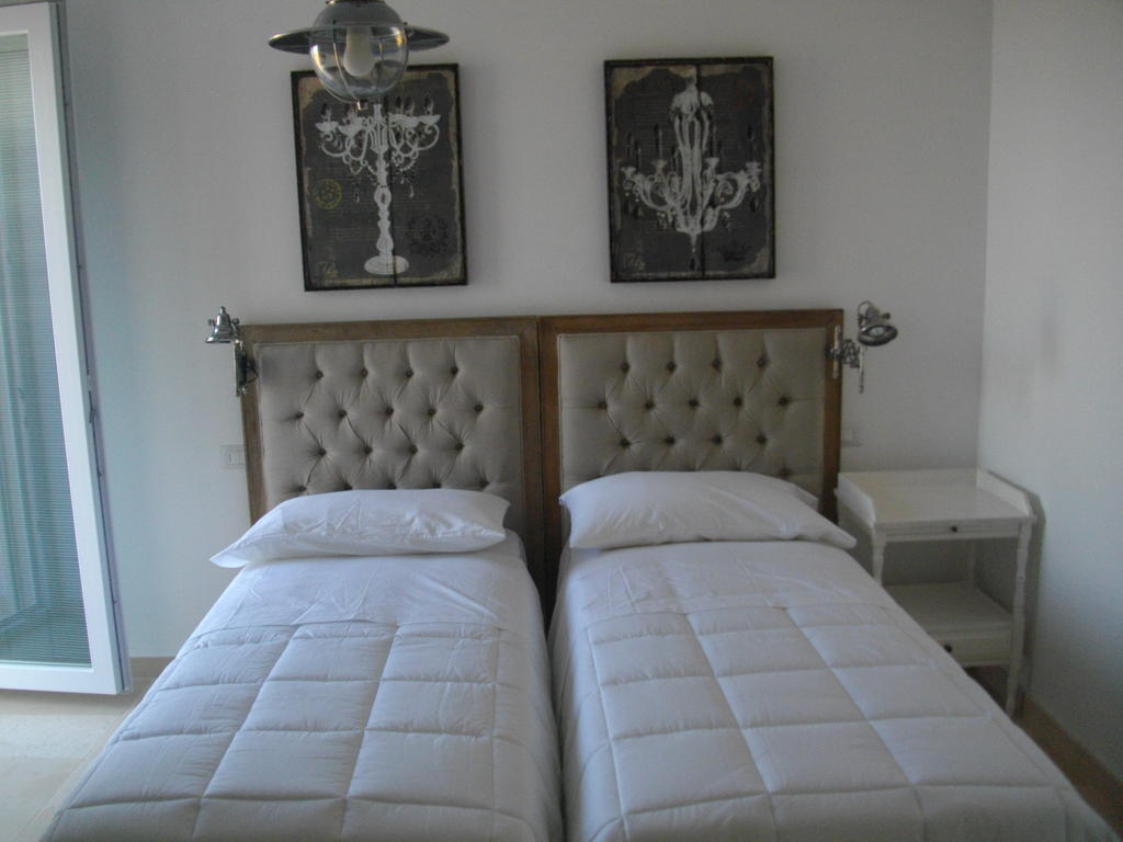 B&B Villa Cinzia Torre Santa Sabina Habitación foto
